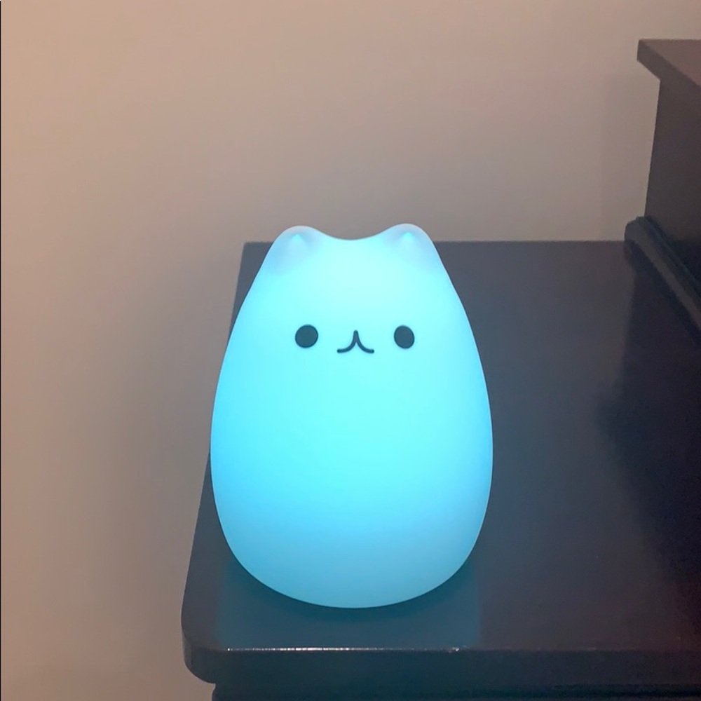 Silicone Cat Night Light-White or Different Colors